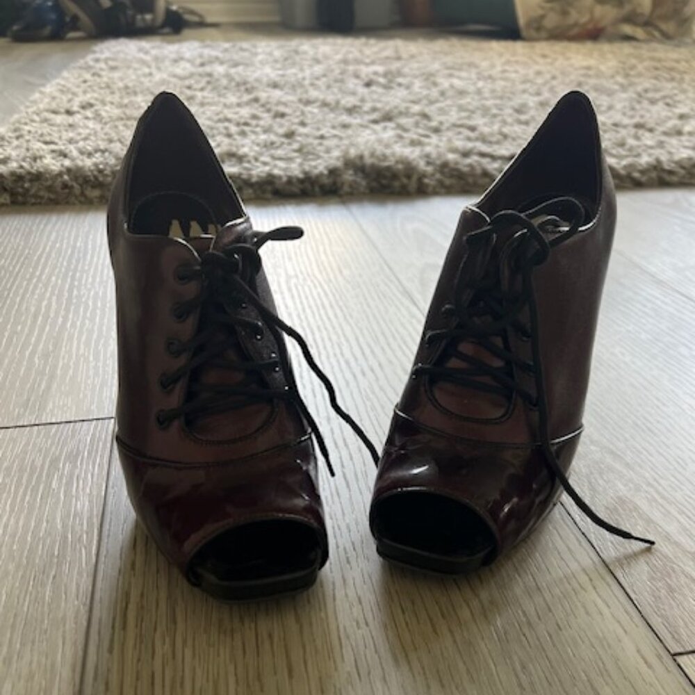 Vince Camuto Peep Toe Booties- Burgandy size 8